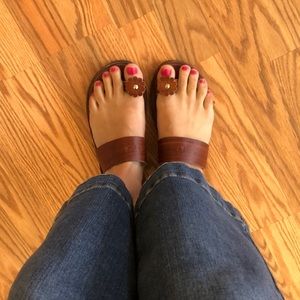 Sandals 🔴🔴 SALE!!!! Accepting Offers!!!